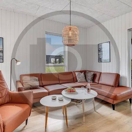 4 Bedroom Beautiful In
