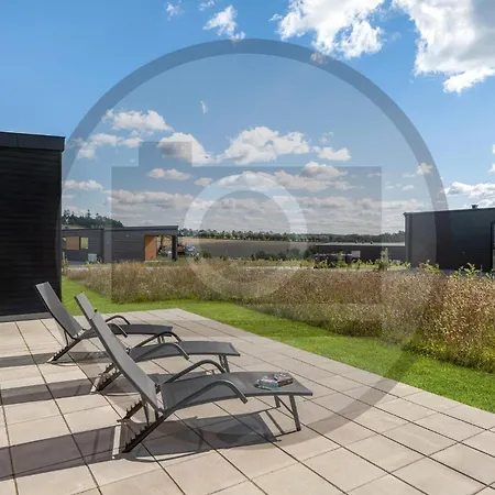 4 Bedroom Beautiful In *