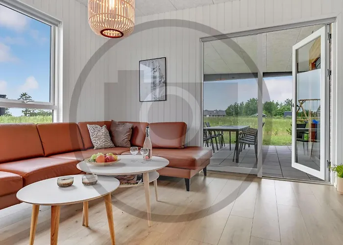 4 Bedroom Beautiful In * Løgstrup