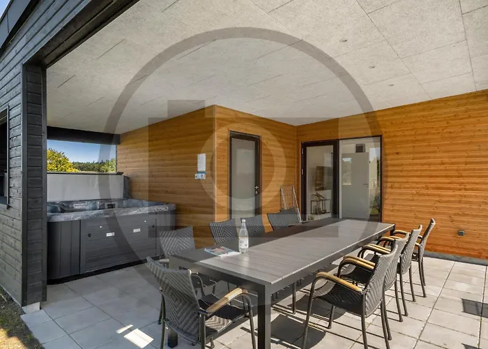 Σπίτι διακοπών 4 Bedroom Beautiful In *
